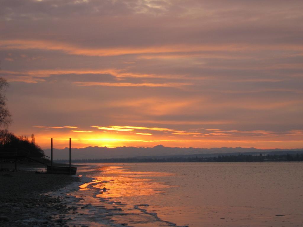 Naturfreundehaus Bodensee ราดอล์ฟเซลล์ อัม โบเดนซี ภายนอก รูปภาพ