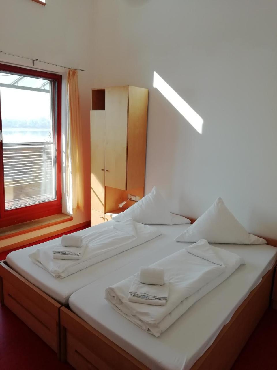 Naturfreundehaus Bodensee ราดอล์ฟเซลล์ อัม โบเดนซี ภายนอก รูปภาพ